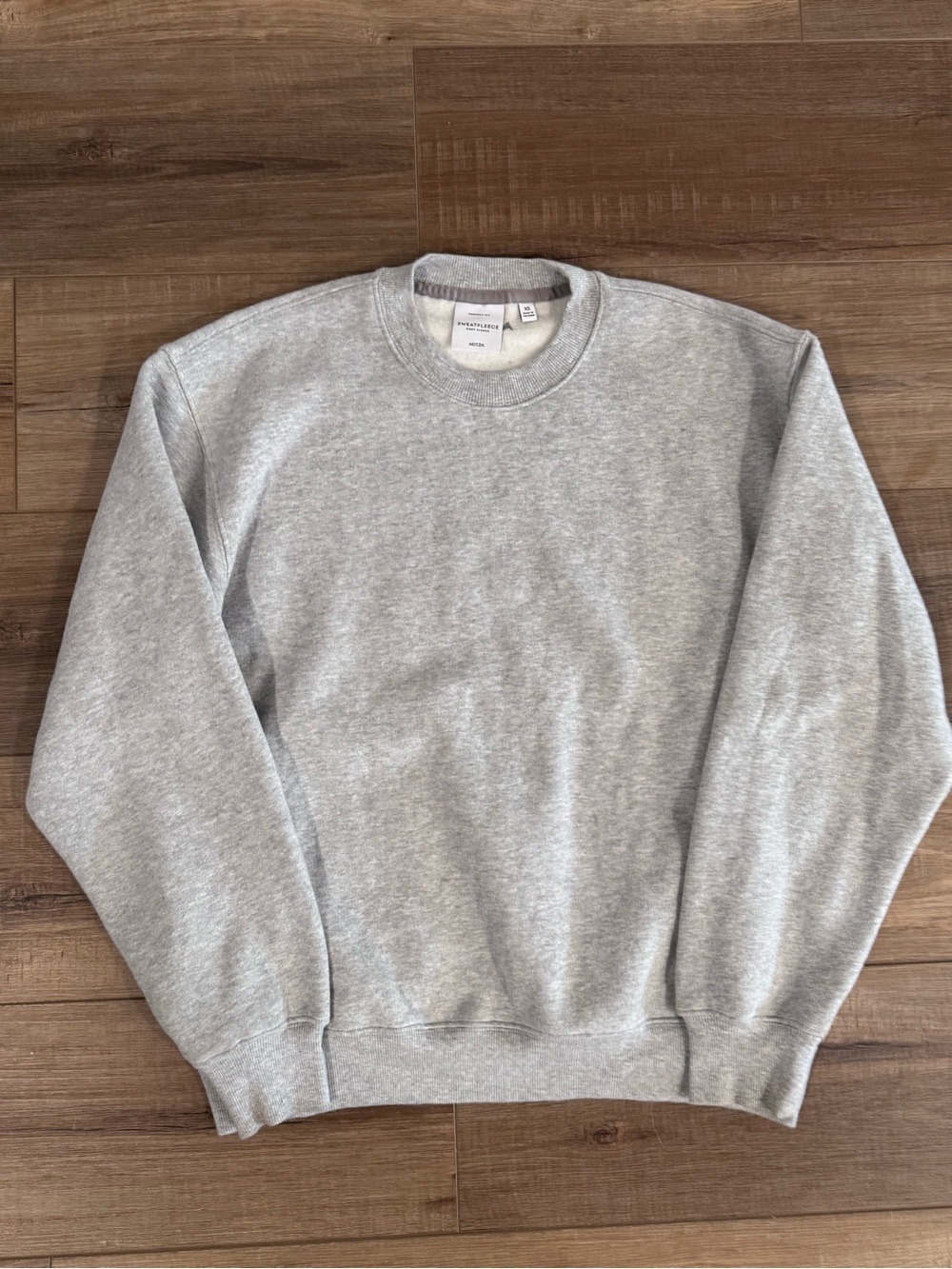 Aritzia Perfect Fit Sweatfleece Women’s Light Gray Crewneck Sweatshirt